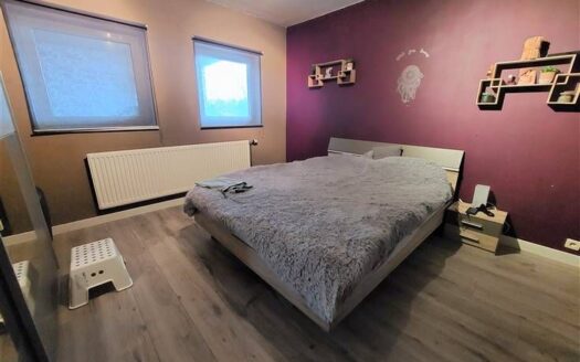 **VENDU**MAISON 3 FAÇADES IDÉALEMENT SITUÉE